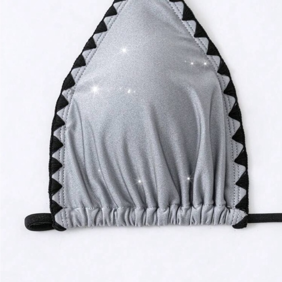 Stylish Gray and Black contrast shimmer Women's Bikini - Picture 3 of 6